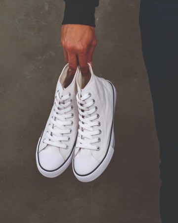 90253000m 2018 uncut01