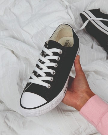 90553101m 2018 uncut01